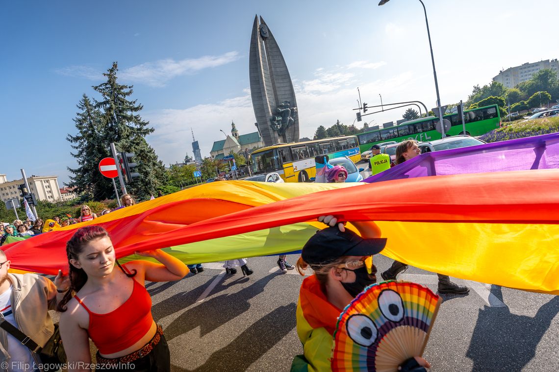VII Marsz Równości przejdzie przez Rzeszów. W mieście zaplanowano także kontrmanifestacje VII Marsz Równości przejdzie przez Rzeszów. W mieście zaplanowano także kontrmanifestacje