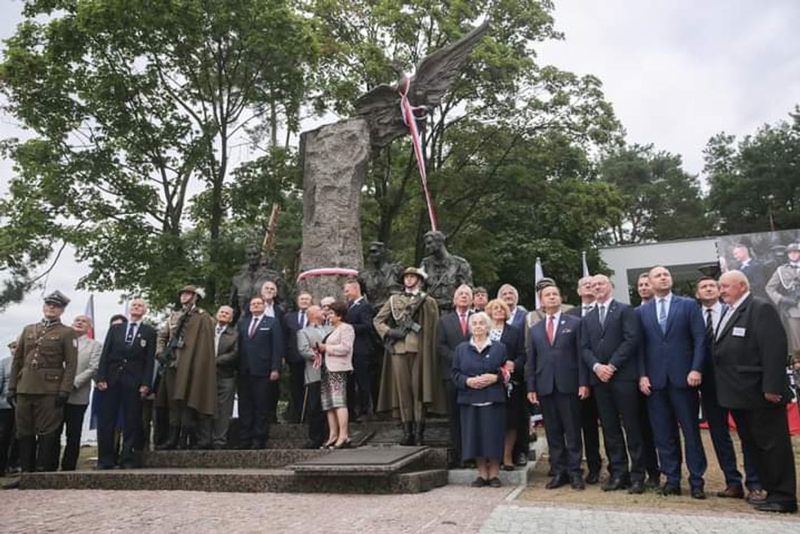 W Mielcu odsłonięto Pomnik Żołnierzy Wyklętych Niezłomnych