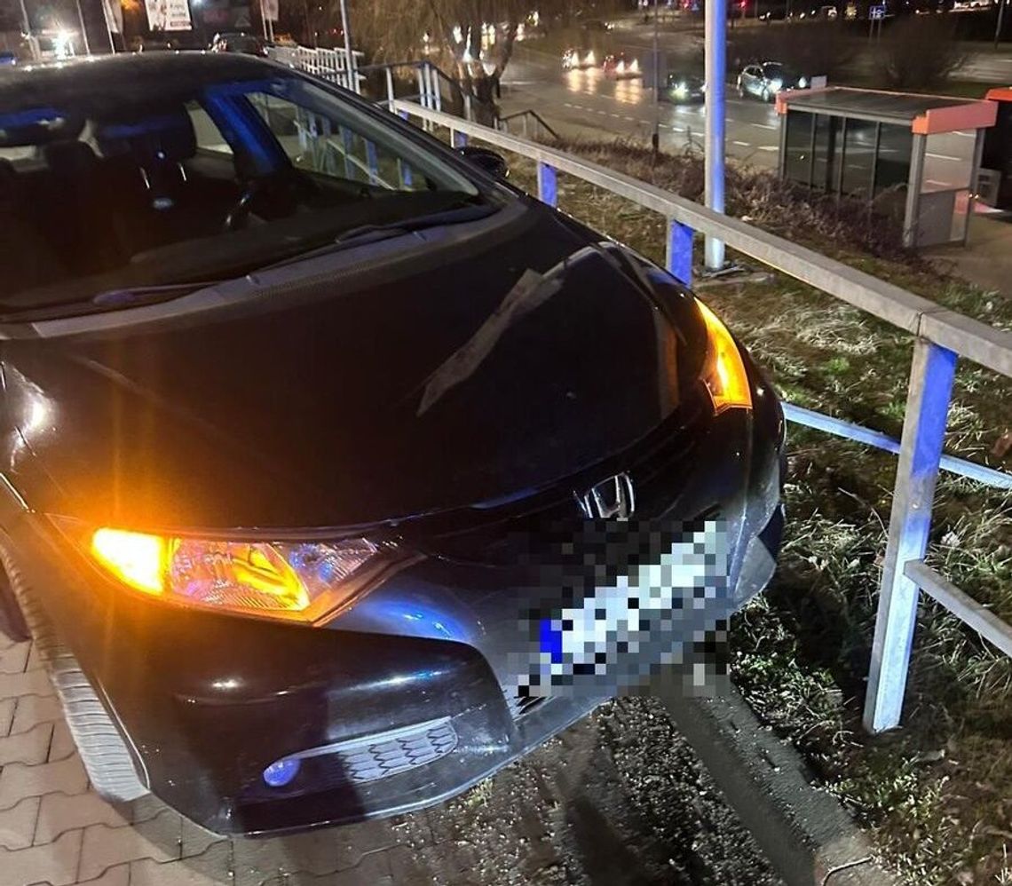 W Rzeszowie 40-latka z Hondy miała ponad 3,6 promila! Feralny manewr pod marketem