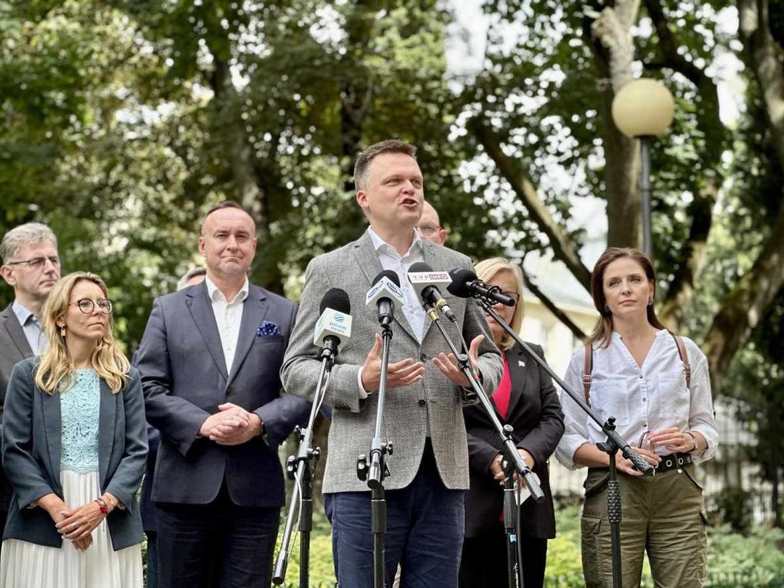 W związku Hołowni i Kosiniaka-Kamysza jest ktoś trzeci. Czy Trzecia Droga to przetrwa?