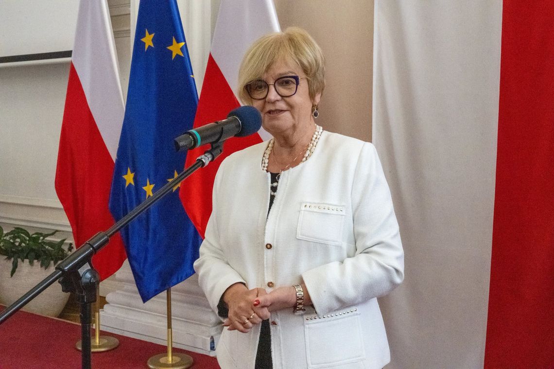 Wojewoda odpowiada na spór wokół odznaczenia Piotra Chęćka. „Od lat działają na rzecz samorządu” Wojewoda odpowiada na spór wokół odznaczenia Piotra Chęćka. „Od lat działają na rzecz samorządu”