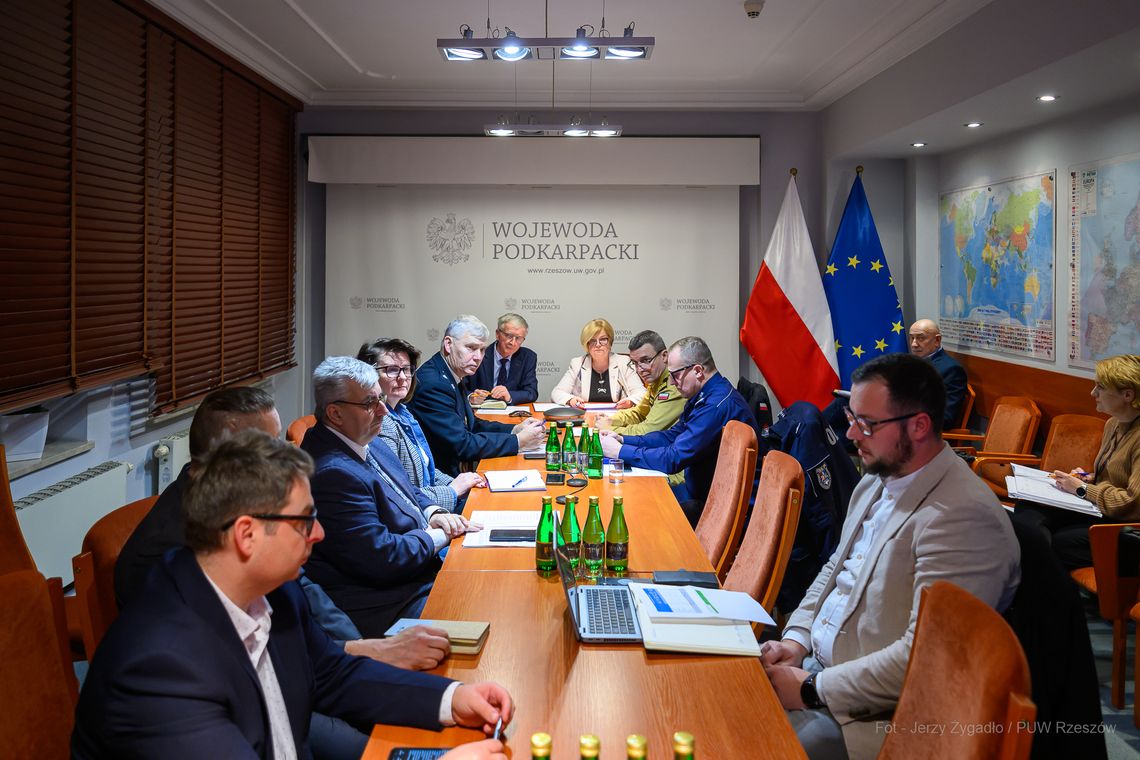 Wojewódzki Zespół Zarządzania Kryzysowego o skutkach ataku zimy