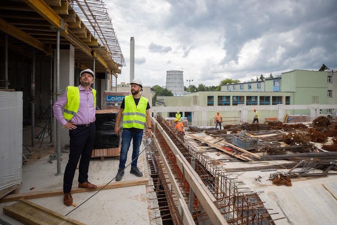 Wre robota przy budowie nowoczesnego basenu przy ul. Matuszczaka w Rzeszowie