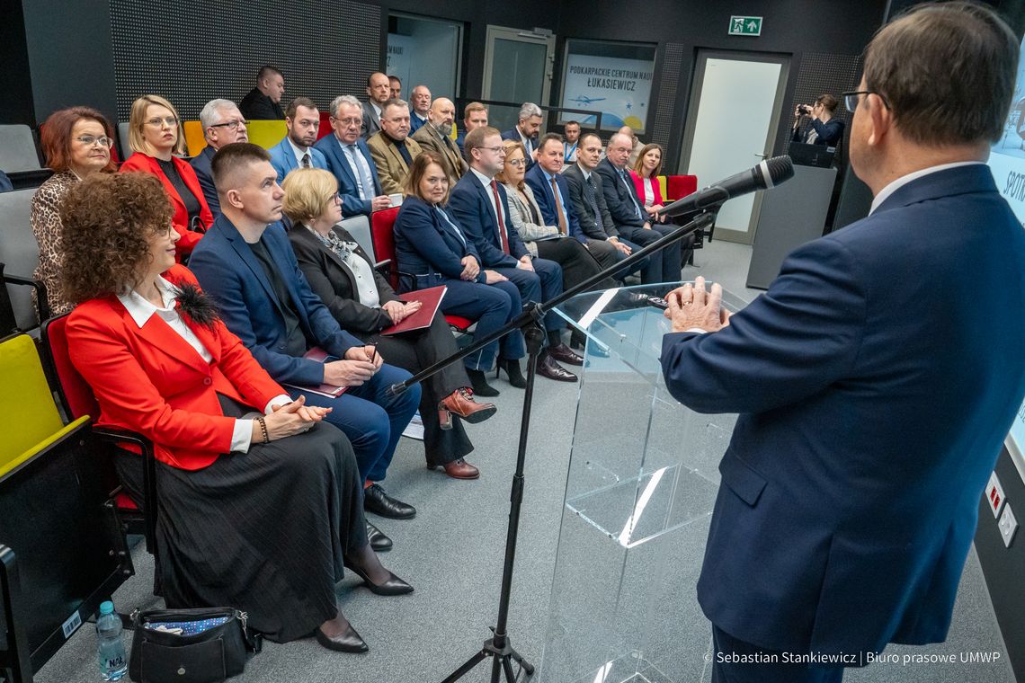 Wspólna praca nad przyszłością regionu. Noworoczne spotkanie władz Podkarpacia z parlamentarzystami Wspólna praca nad przyszłością regionu. Noworoczne spotkanie władz Podkarpacia z parlamentarzystami