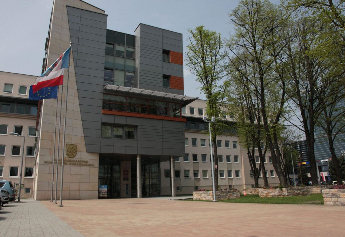 Wyjaśnienia Urzędu Marszałkowskiego w sprawie Szpitala Uniwersyteckiego