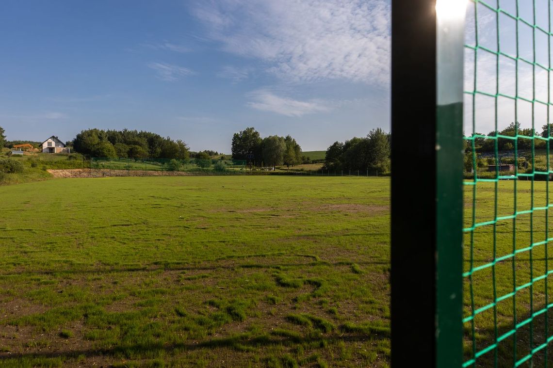 Zakończył się remont boiska sportowego na osiedlu Przybyszówka