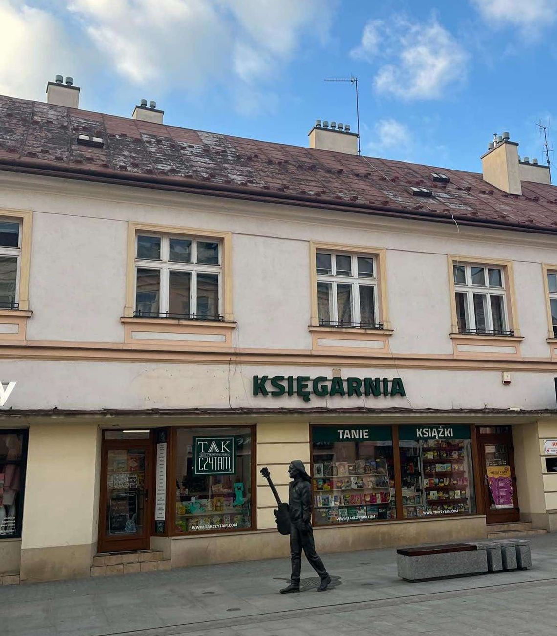 Zamyka się kultowa księgarnia „Tak Czytam” na ul. 3 maja