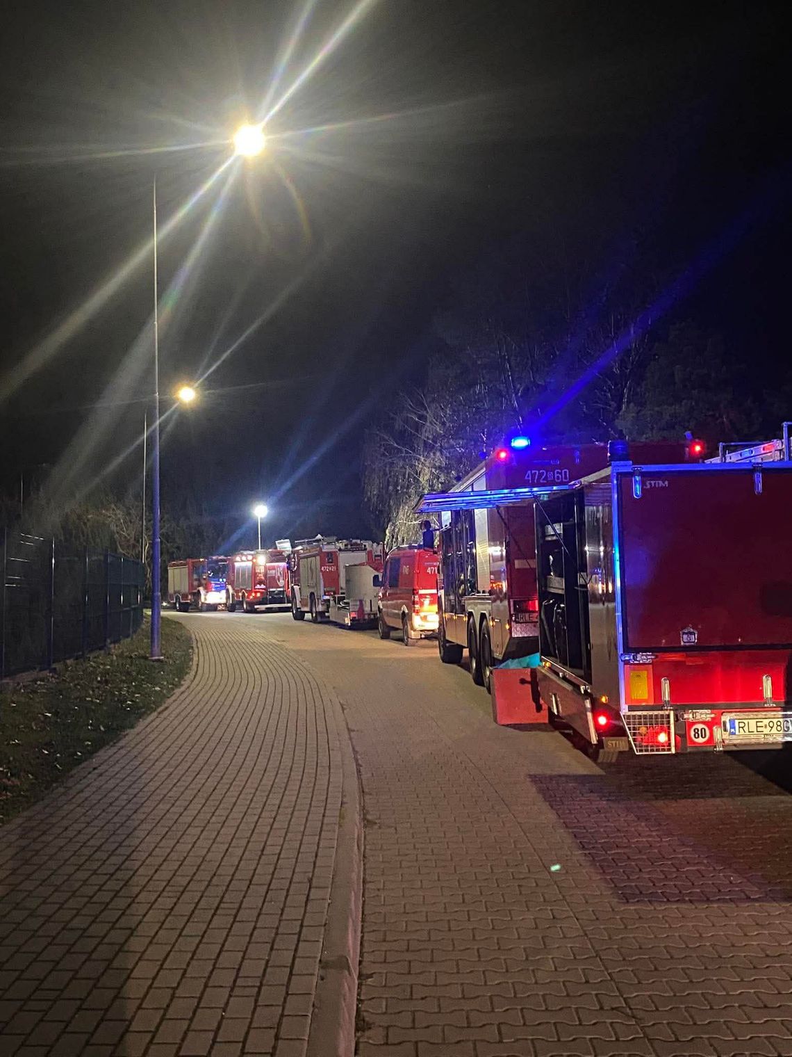 Zanieczyszczony staw i nocny pożar hali. Czy to przypadek? [ZDJĘCIA]