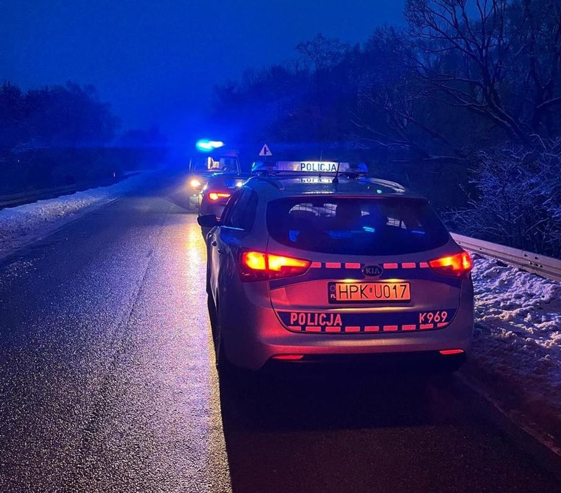 Zdecydowana reakcja policjantów uratowała zdrowie 46-latka Zdecydowana reakcja policjantów uratowała zdrowie 46-latka