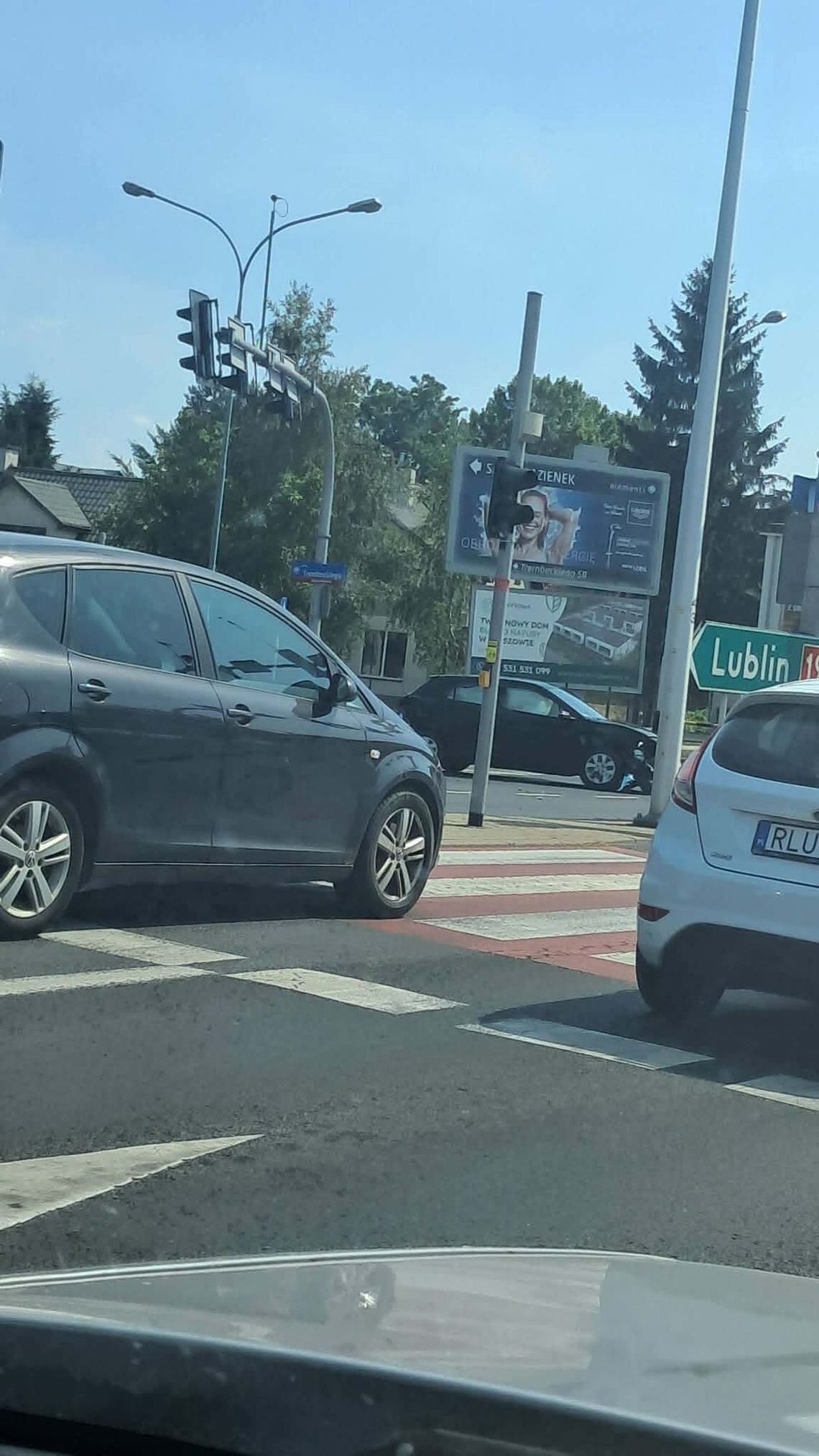 Zderzenie na skrzyżowaniu Lubelskiej i Trembeckiego w Rzeszowie. Są utrudnienia Zderzenie na skrzyżowaniu Lubelskiej i Trembeckiego w Rzeszowie. Są utrudnienia