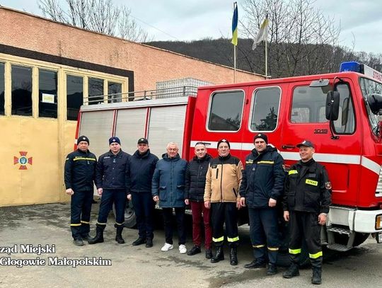 2023.03.12-przekazanie-wozu-strazackiego-dla-Pereczyna-6