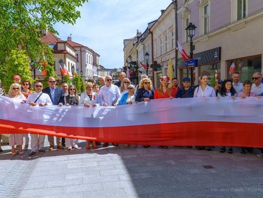 Dzień Flagi na rzeszowskim rynku [ZDJĘCIA]