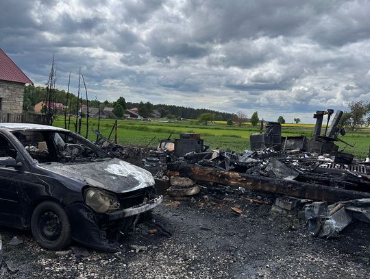 Duży pożar warsztatu samochodowego [ ZDJĘCIA]