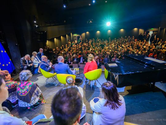 Teatr Maska miejscem ważnych rozmów o kulturze [FOTORELACJA]