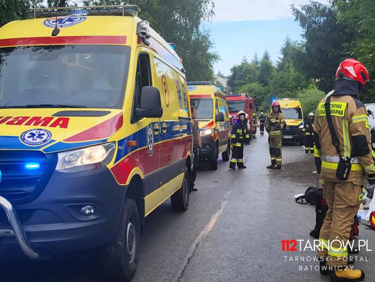 Wypadek busa z młodzieżą pod Gorlicami [ZDJĘCIA]