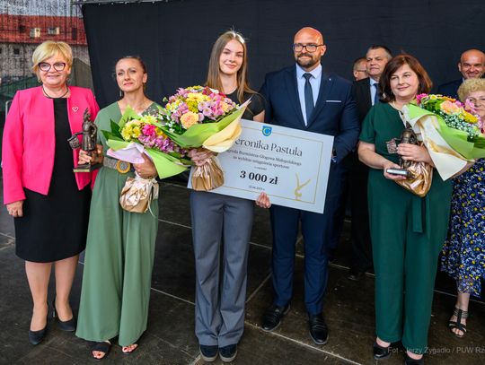Głogowianin Roku. Nagrodzono i wyróżniono wybitne osobowości [ZDJĘCIA]
