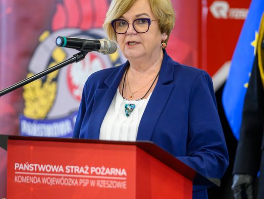 Uroczysta zbiórka z okazji Narodowego Święta Niepodległości i wręczenie odznaczeń [FOTORELACJA]