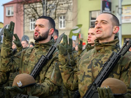 Nowi terytorialsi w służbie ojczyźnie. Przysięga 3. Podkarpackiej BOT [FOTORELACJA]