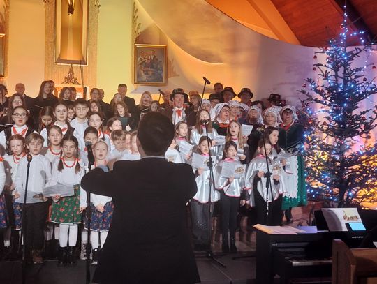 Koncert kolęd i pastorałek w Błędowej Zgłobieńskiej [ZDJĘCIA]