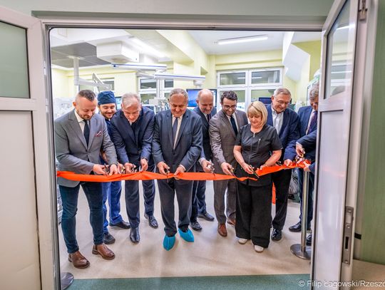 Rzeszów stawia na robotykę. USK uruchomił drugi system da Vinci [ZDJĘCIA]