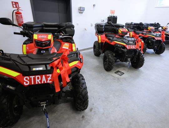 Nowoczesny sprzęt dla ratowników. Cztery quady trafiły do strażaków z Gminy Przeworsk [ZDJĘCIA]