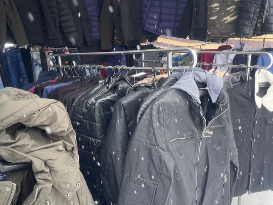 Zobacz, co można było kupić na niedzielnej giełdzie w Sokołowie Młp. [ZDJĘCIA]