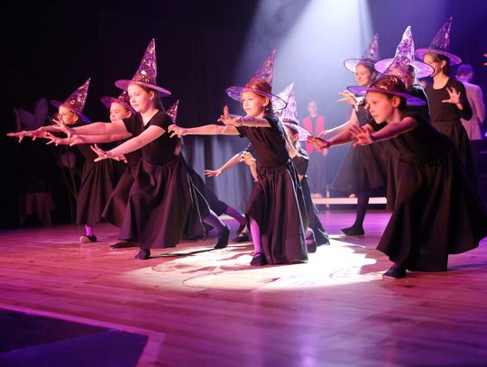 Premiera „Calineczki” w Trzcianie zachwyciła publiczność [ZDJĘCIA]