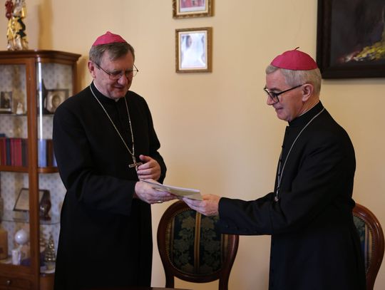 Bp Krzysztof Chudzio kanonicznie objął urząd biskupa koadiutora diecezji rzeszowskiej [FOTORELACJA]
