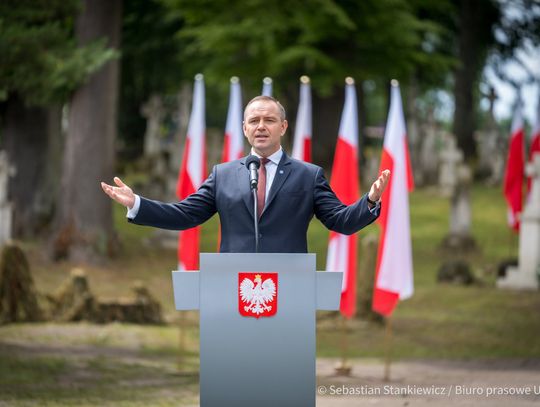 Rocznica Krwawej Niedzieli - prezydent Karol Nawrocki w Radrużu [ZDJĘCIA]