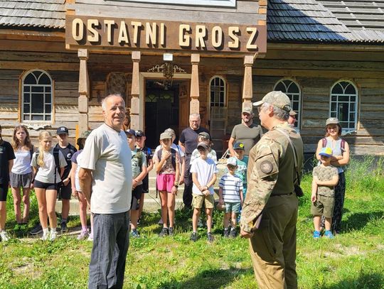 Młodzież z Boguchwały odkrywa Wilczak [ZDJĘCIA]