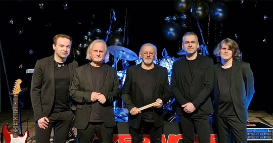 CZERWONE GITARY 60 – lecie DIAMENTOWY KONCERT